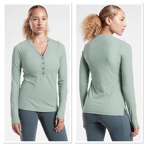 NWT. Athleta Uptempo Long-Sleeve Henley